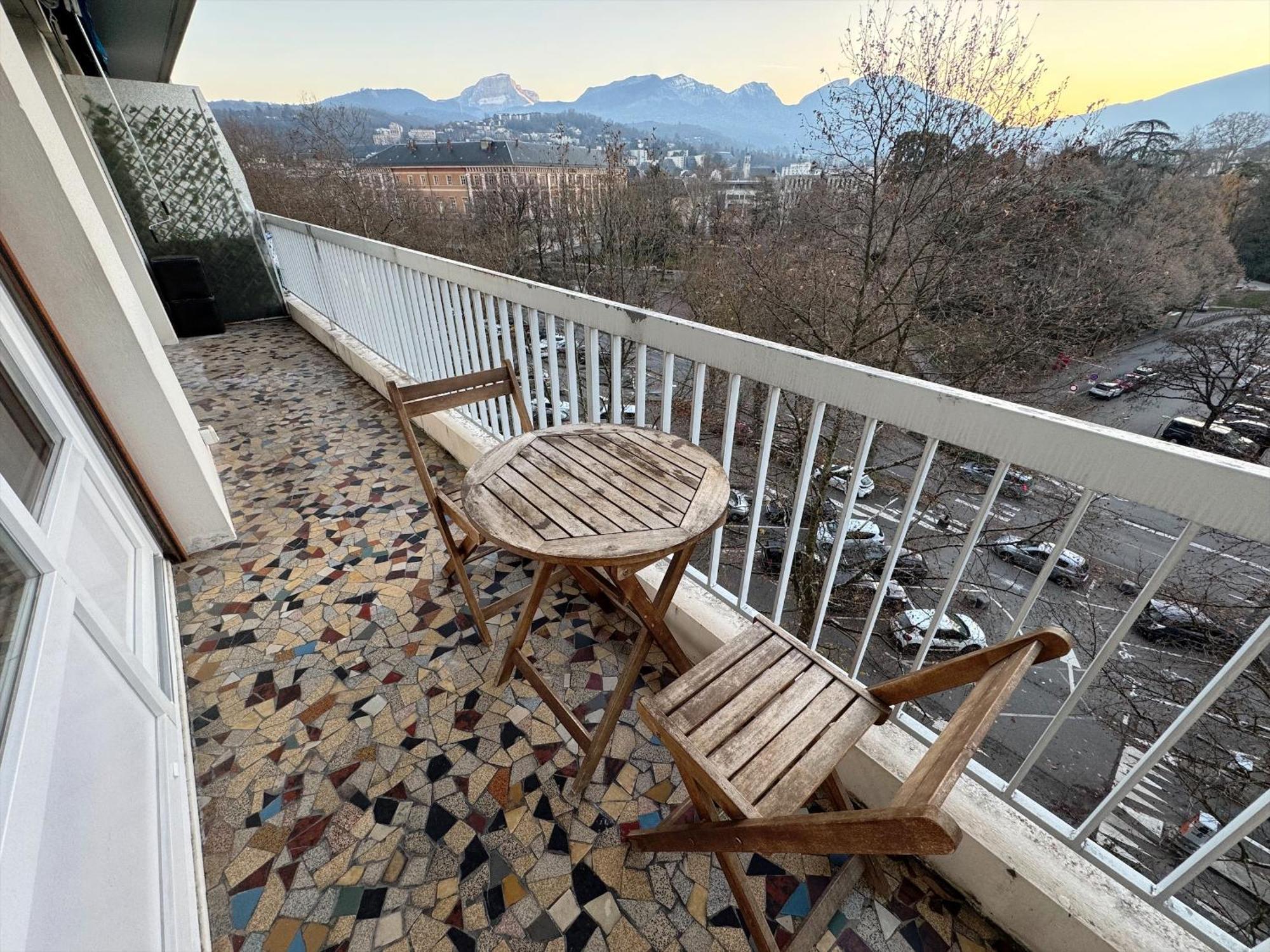 Logement Autour De Moi * * * * * شامبيري المظهر الخارجي الصورة