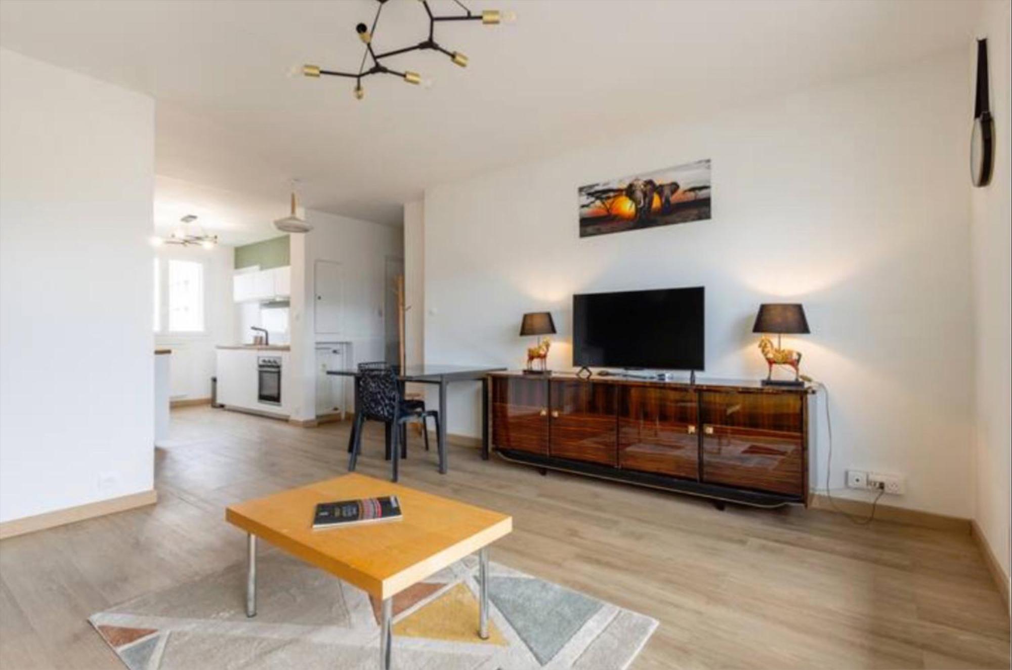 Logement Autour De Moi * * * * * شامبيري المظهر الخارجي الصورة